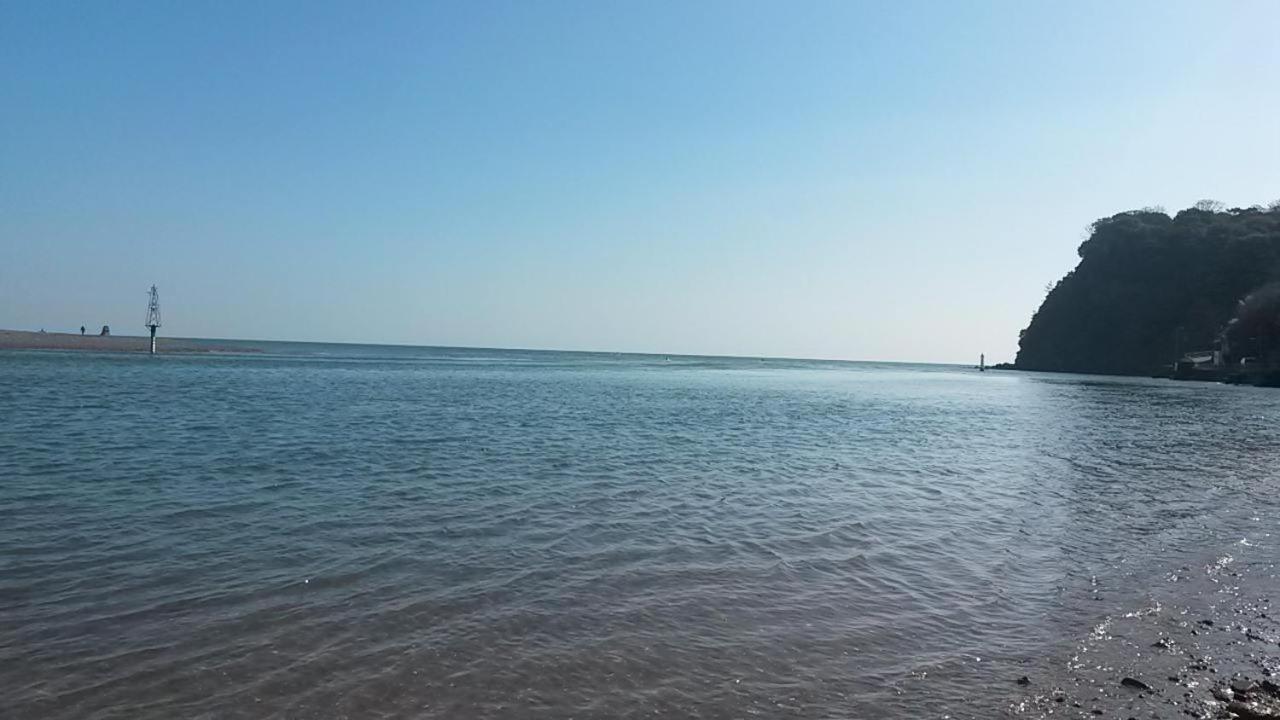 Dolphin 50m From Beach! Holiday home *